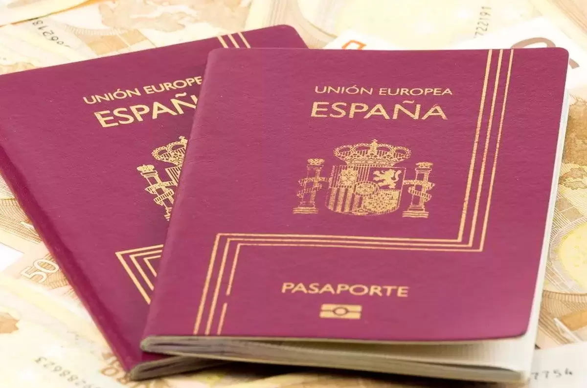 Y hasta AQUÍ las retiradas del pasaporte 5 Zohar Abogados Y hasta AQUI las retiradas del PASAPORTE