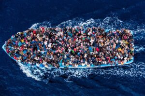 Zohar Abogados Ser inmigrante ilegal en Espana. Mitos y verdades sobre como regularizar esta situacion